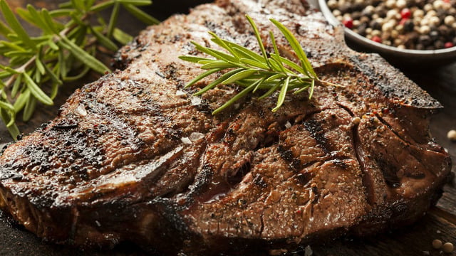 Akşamın Assolisti Belli: Biberiyeli Steak