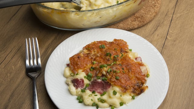 O Artık Bizden Biri: Pastırmalı Mac and Cheese