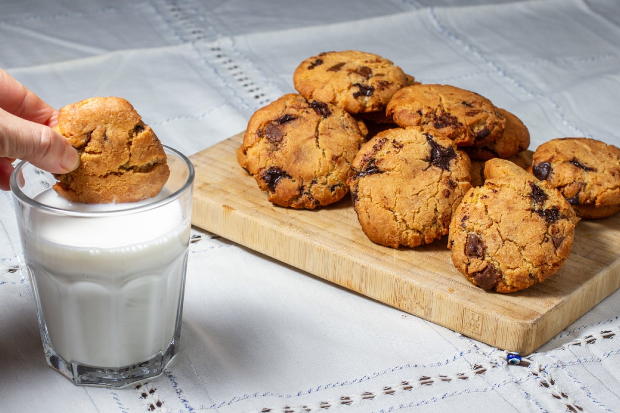 Sütün Yeni Favorisi: Damla Çikolatalı Kıtır Kurabiye (Cookie)