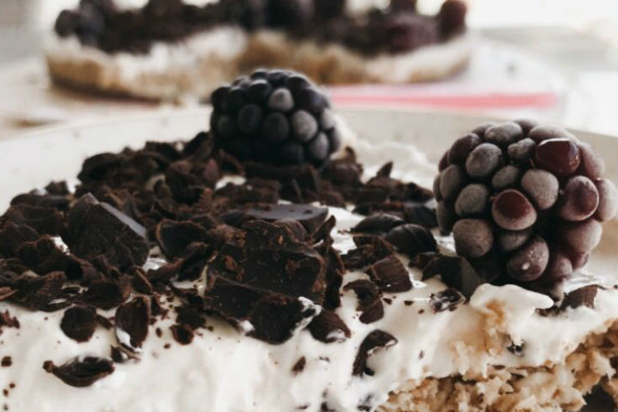 Kolay Tatlı: Hindistan Cevizli Raw Cheesecake