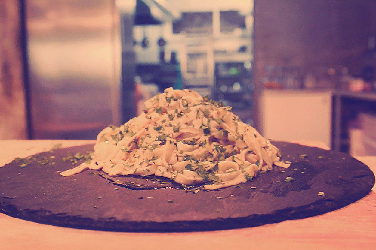 Yemek Yapmak Terapidir: Ev Yapımı Fettucini Alfredo