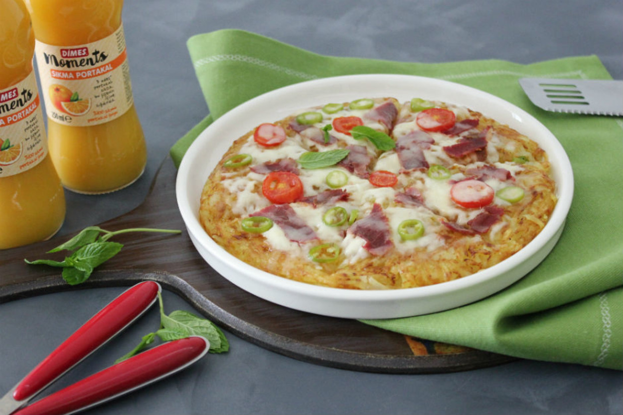 Yılın Kahvaltı Sofrası Kazananı: Patates Pizza