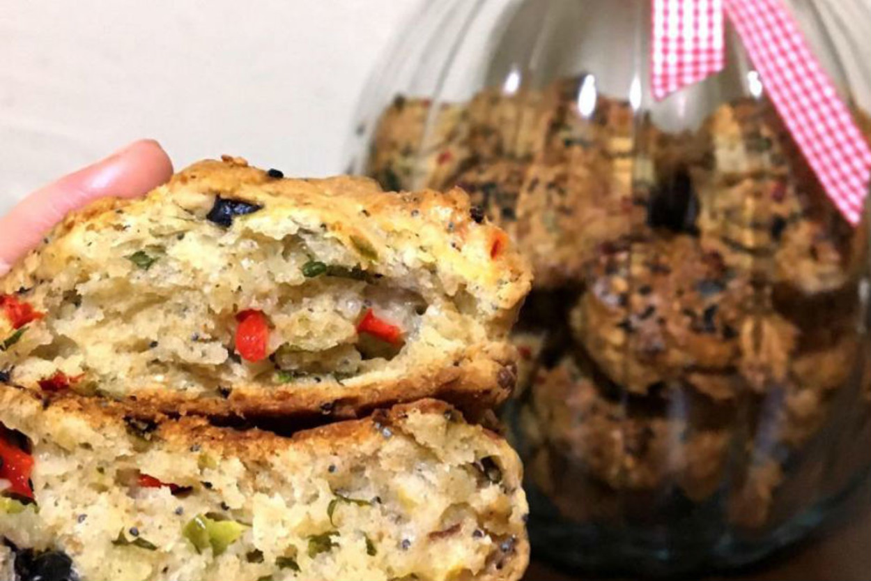 İçinde Yok Yok: Ev Poğaçası