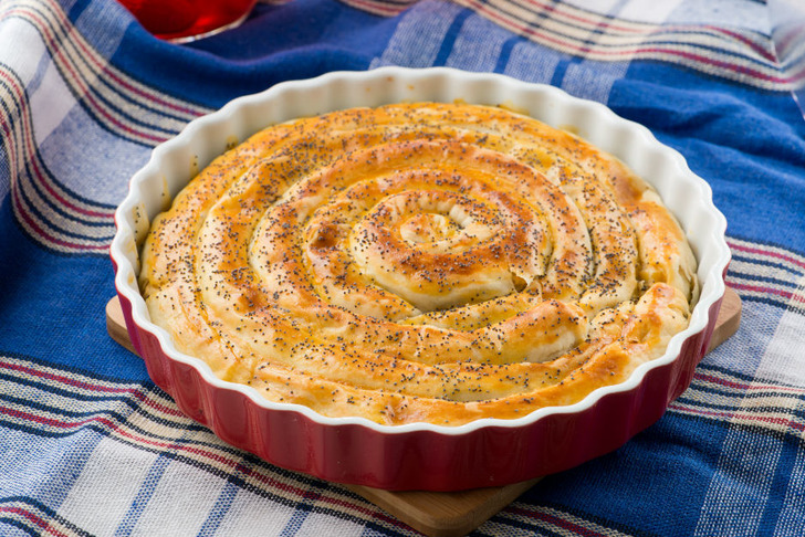 Ispanaklı Kol Böreği Tarifi