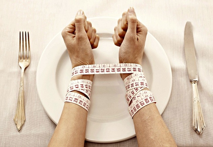 http://www.konbini.com/us/lifestyle/orthorexia-eating-disorder-didnt-know-existed/ | Gatda