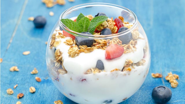 Spor Sonrası Tatlısı: Yoğurtlu Müsli