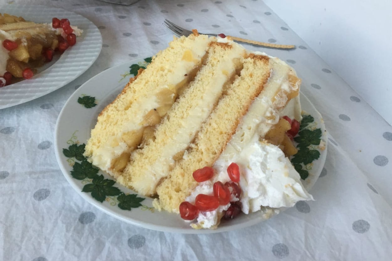 Herkesi Bir Araya Toplar: Elmalı Pasta