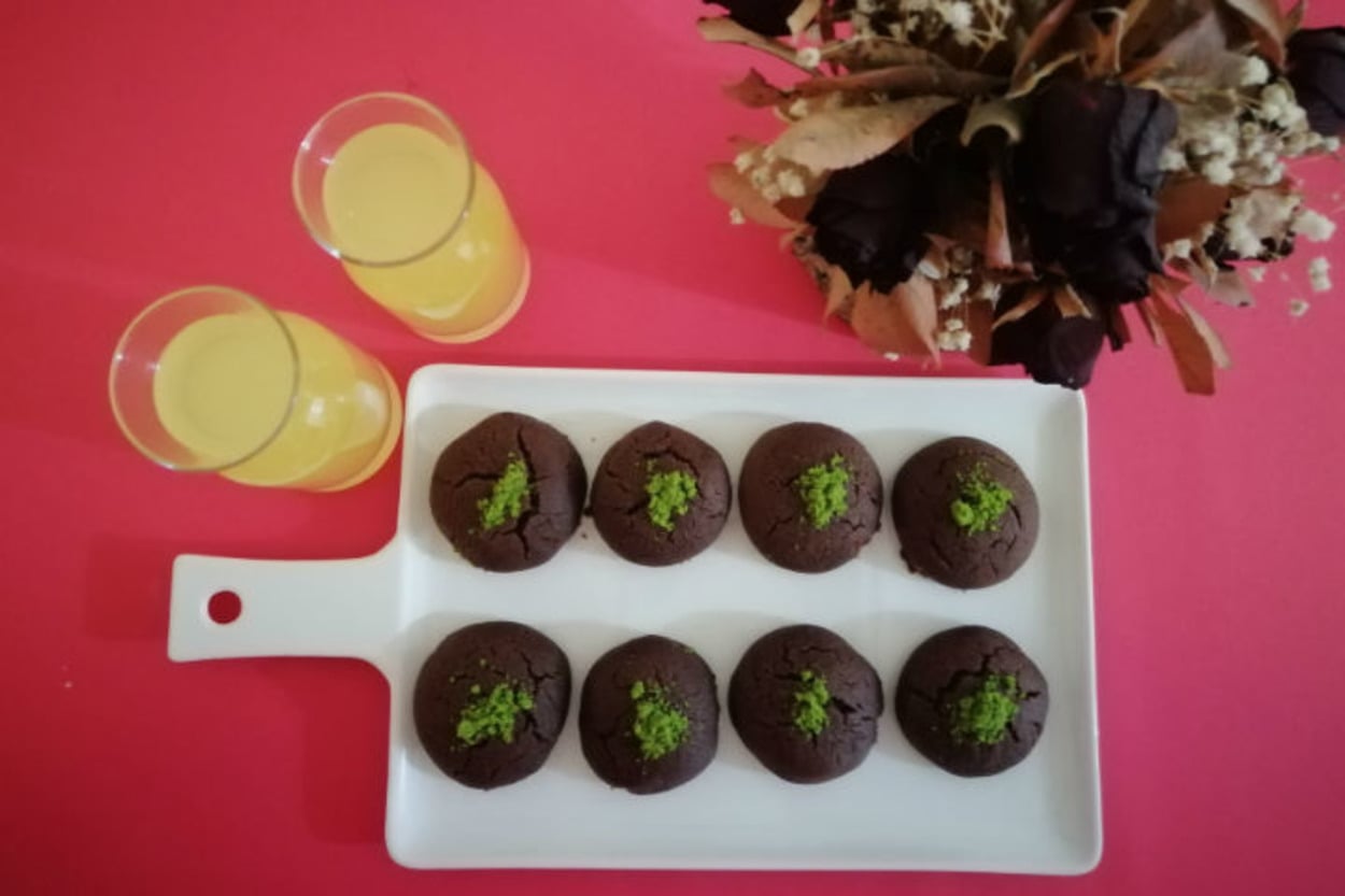 Islak Kek Tadında: Kolay Brownie Kurabiye