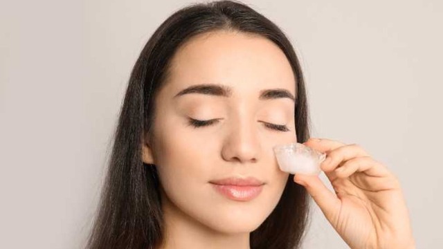 Göz Kapağı Düşüklüğüne Çözüm Olacak 4 Farklı Doğal Yöntem