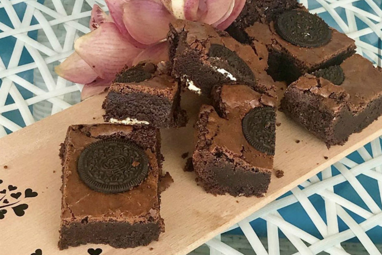 Yok Böyle Lezzet: Oreolu Beyaz Çikolatalı Brownie