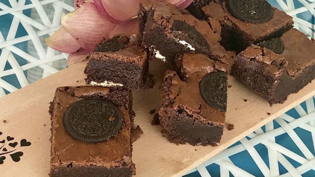 Yok Böyle Lezzet: Oreolu Beyaz Çikolatalı Brownie