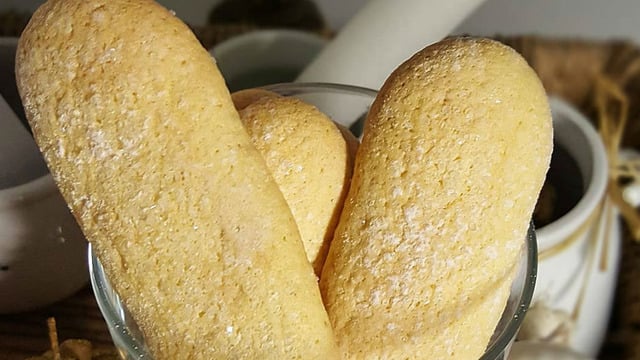 Tiramisunun Kahramanı: Kedidili Bisküvisi (Savoyer)