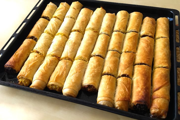 Sütsüz Sodalı Börek Tarifi