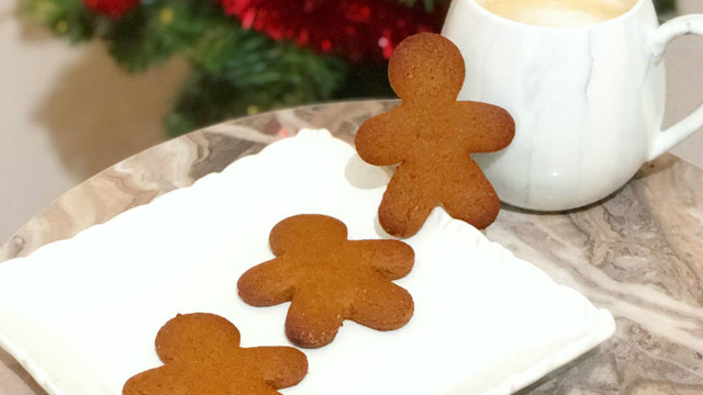 Rafine Şekersiz: Vegan Gingerbread Kurabiye