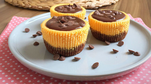 Tutma Garantili: Bal Kabaklı Çikolatalı Mini Cheesecake