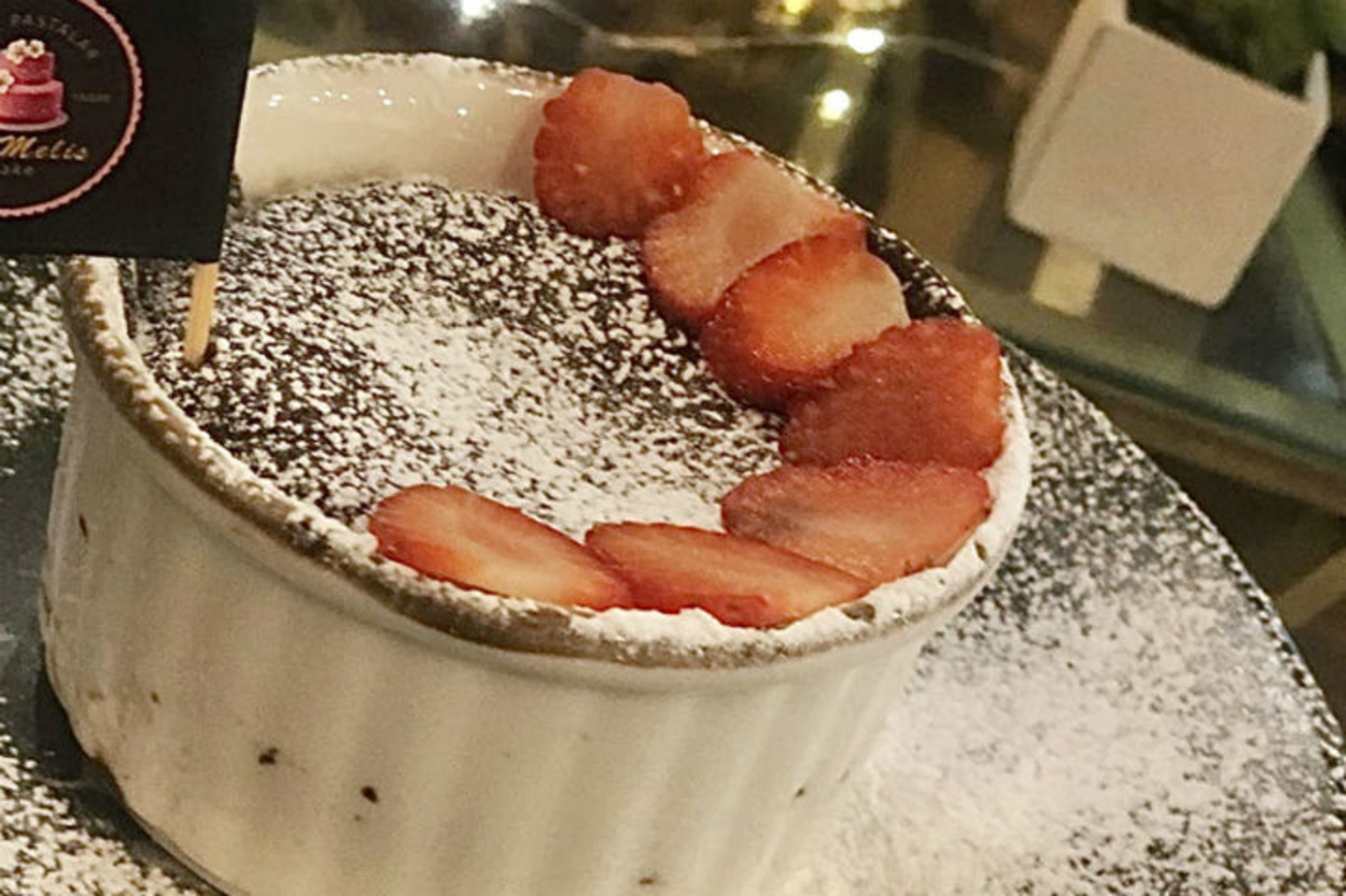 Sıcacık Akışkan Çikolatasıyla: Sufle