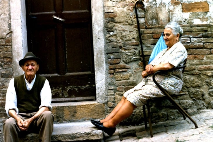 https://media.canal3.md/image/201508/full/old-italian-couple-31125000.jpg | Canal3