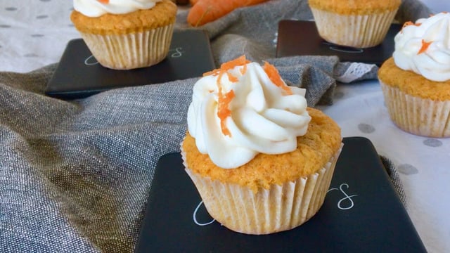 Yumuşacık Kıvamlı, Mis Kokulu: Havuçlu Cupcake