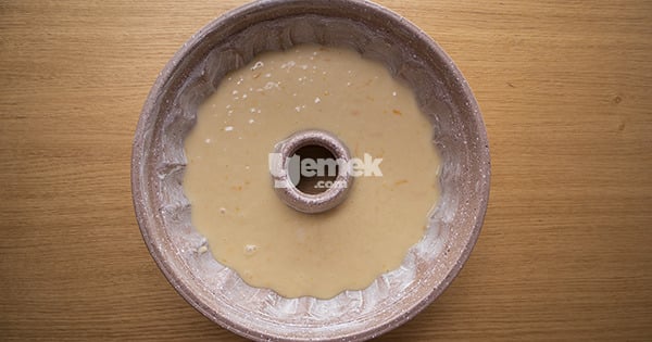 yogurtlu-portakalli-kek-7