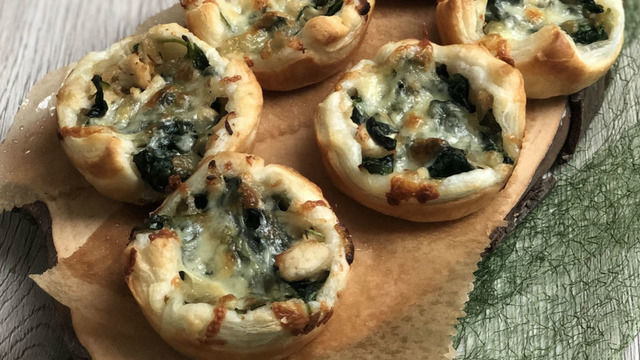 Börek Tadında: Ispanaklı Milföy Çanakları