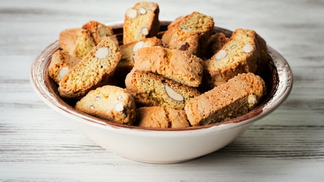 Kıtır Kıtır Yemelik: Bademli İtalyan Kurabiyesi (Cantuccini)