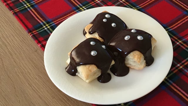 En Pratiği: Milföy Profiterol