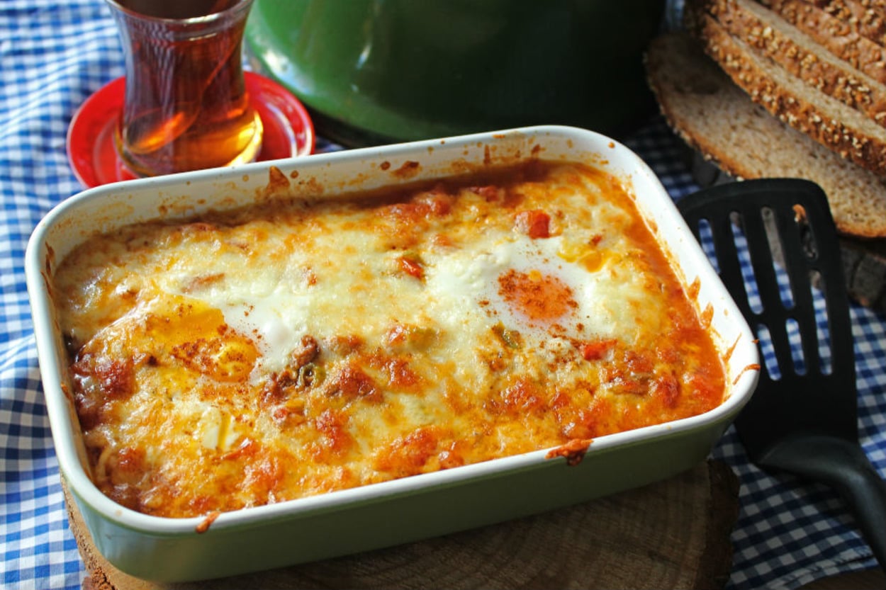Yeme de Yanında Yat: Fırında Kıymalı Yumurta
