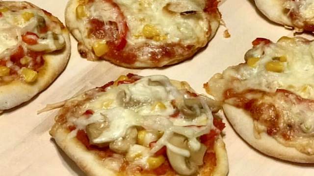 Kaç Tane Yersin: Mini Pastane Pizzası