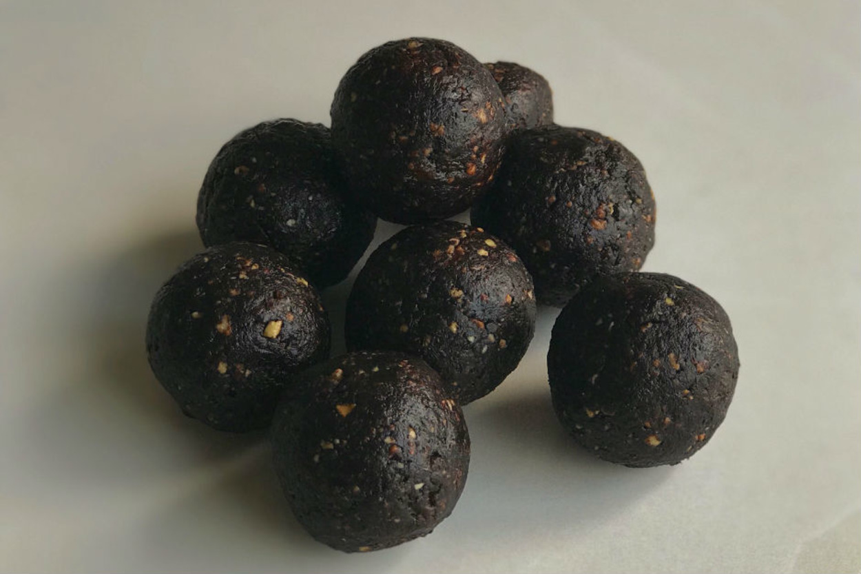 Çay Saatlerine: Pratik Çikolata Topları
