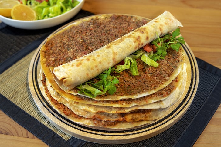 ev-yapimi-lahmacun-yemekcom