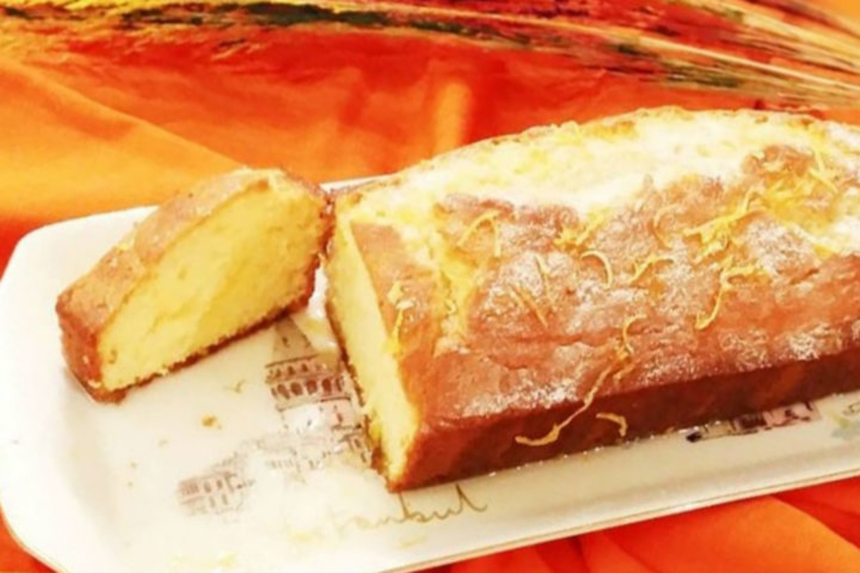 Mis Kokusuyla: Limon Şerbetli Kek