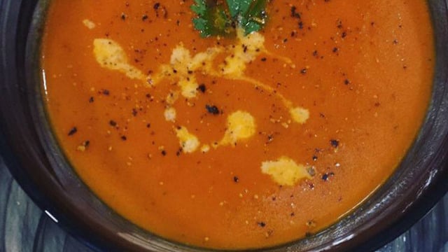 Bir de Böyle Deneyin: İtalyan Usulü Domates Çorbası