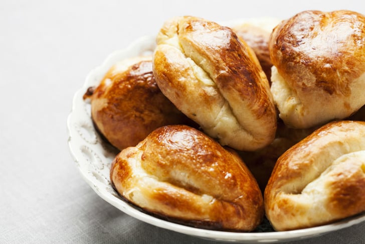 Yumuşacık Pastane Poğaçası Tarifi