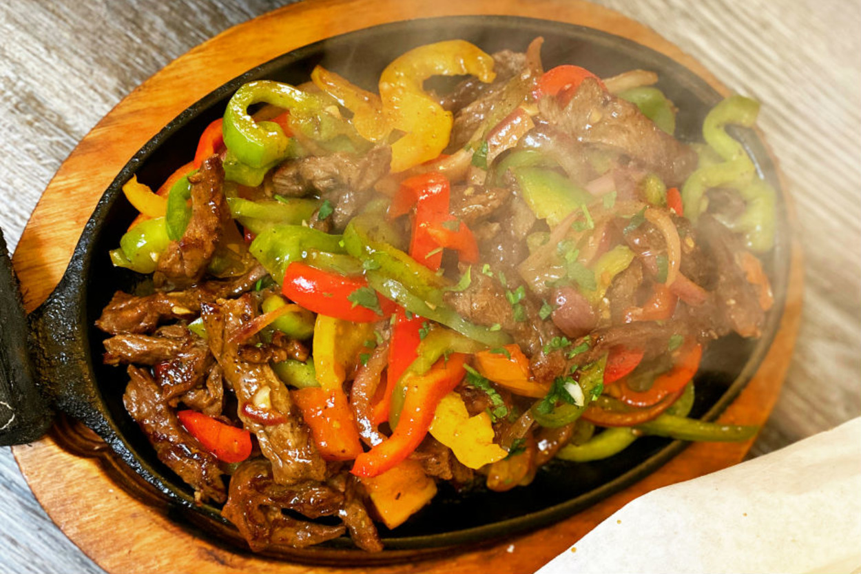 Dumanı Üzerinde: Et Fajita