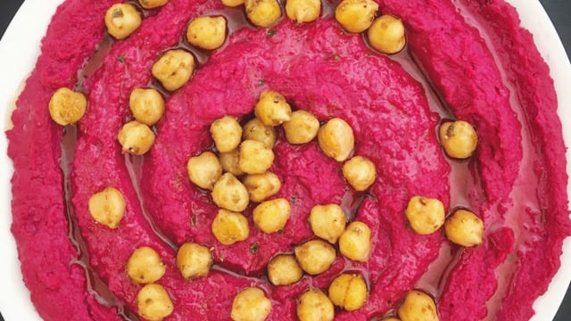 Rengiyle Büyüler: Pancarlı Humus