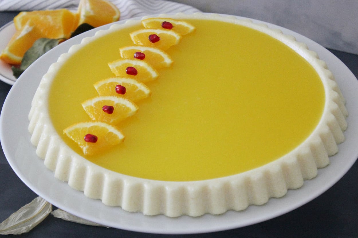 Mis Kokusuyla: Portakal Soslu İrmik Muhallebisi
