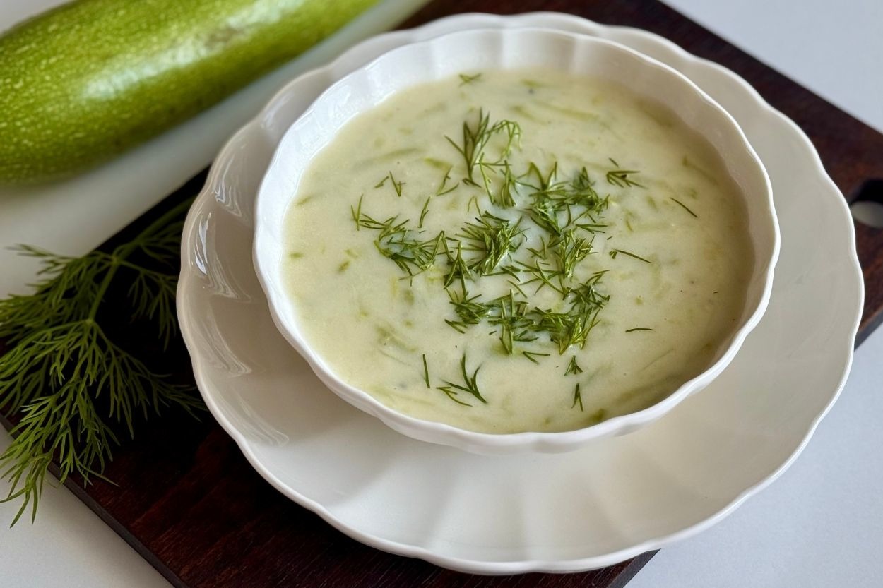 Çabucak Hazır: Sütlü Kabak Çorbası