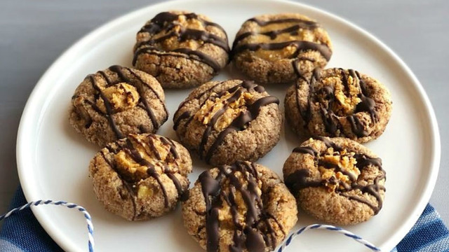 Hem de Glutensiz: Vegan Fındık Kurabiye