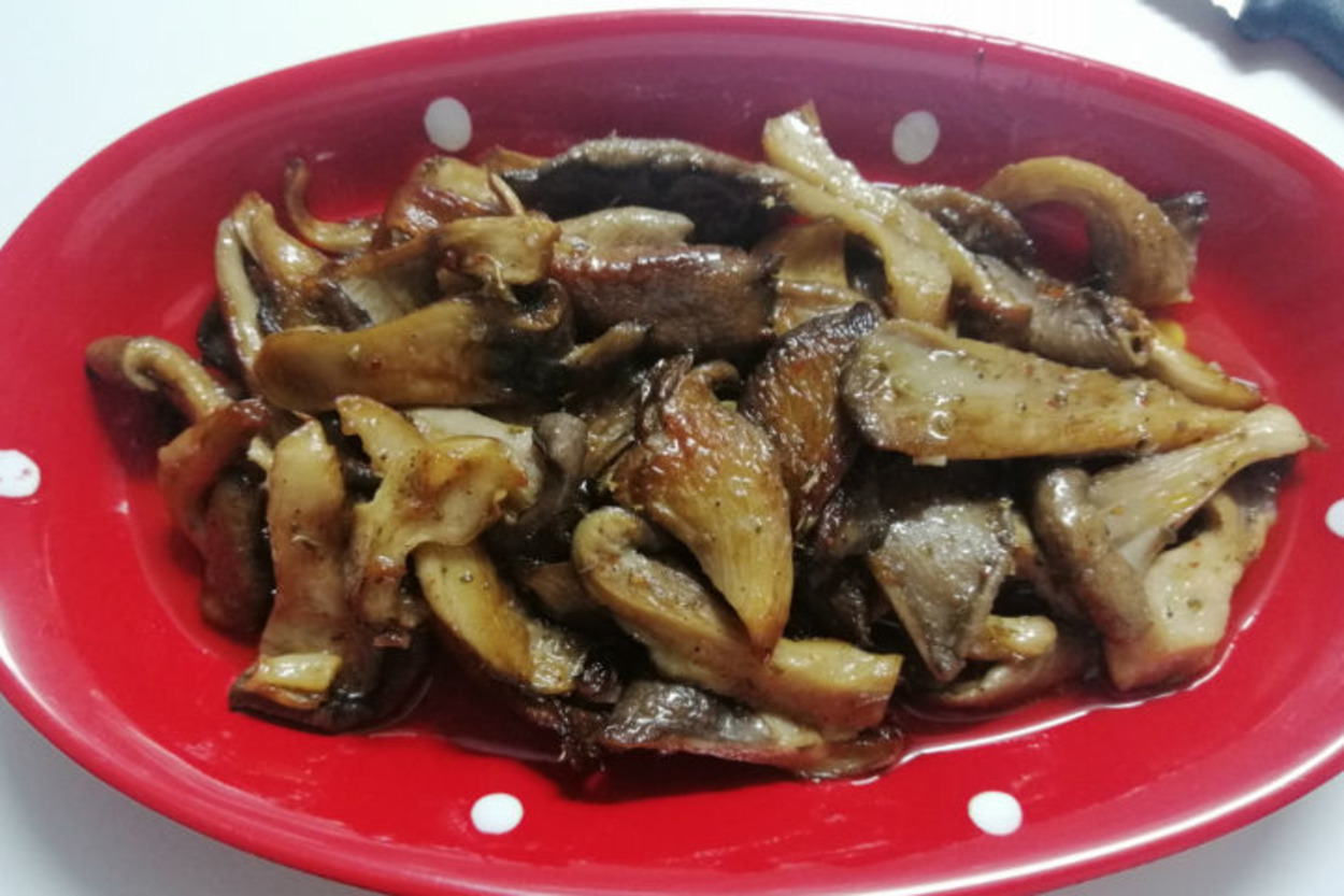 Enfes Aromasıyla: İstiridye Mantar Sote