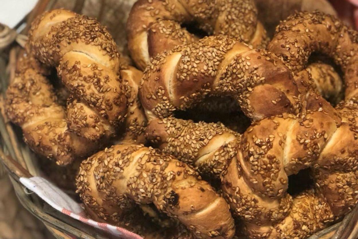 Hep Bu Halini Yemek İsteyeceksiniz: Ekşi Mayalı Simit