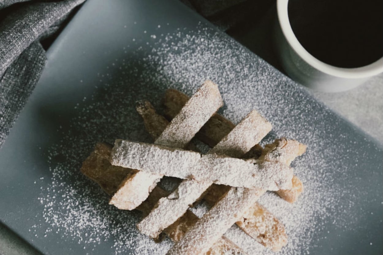 Yaramaz Bir Kaçamak: Biscotti