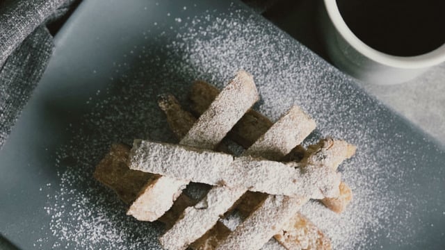 Yaramaz Bir Kaçamak: Biscotti