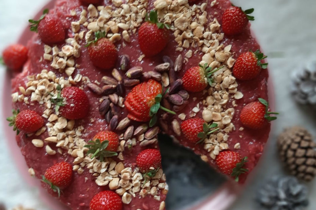 Rüya Gibi: Çilekli Cheesecake
