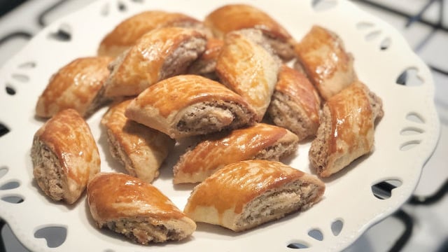 Yanına Bir Bardak Demli Çay: Fındıklı Rulo Kurabiye
