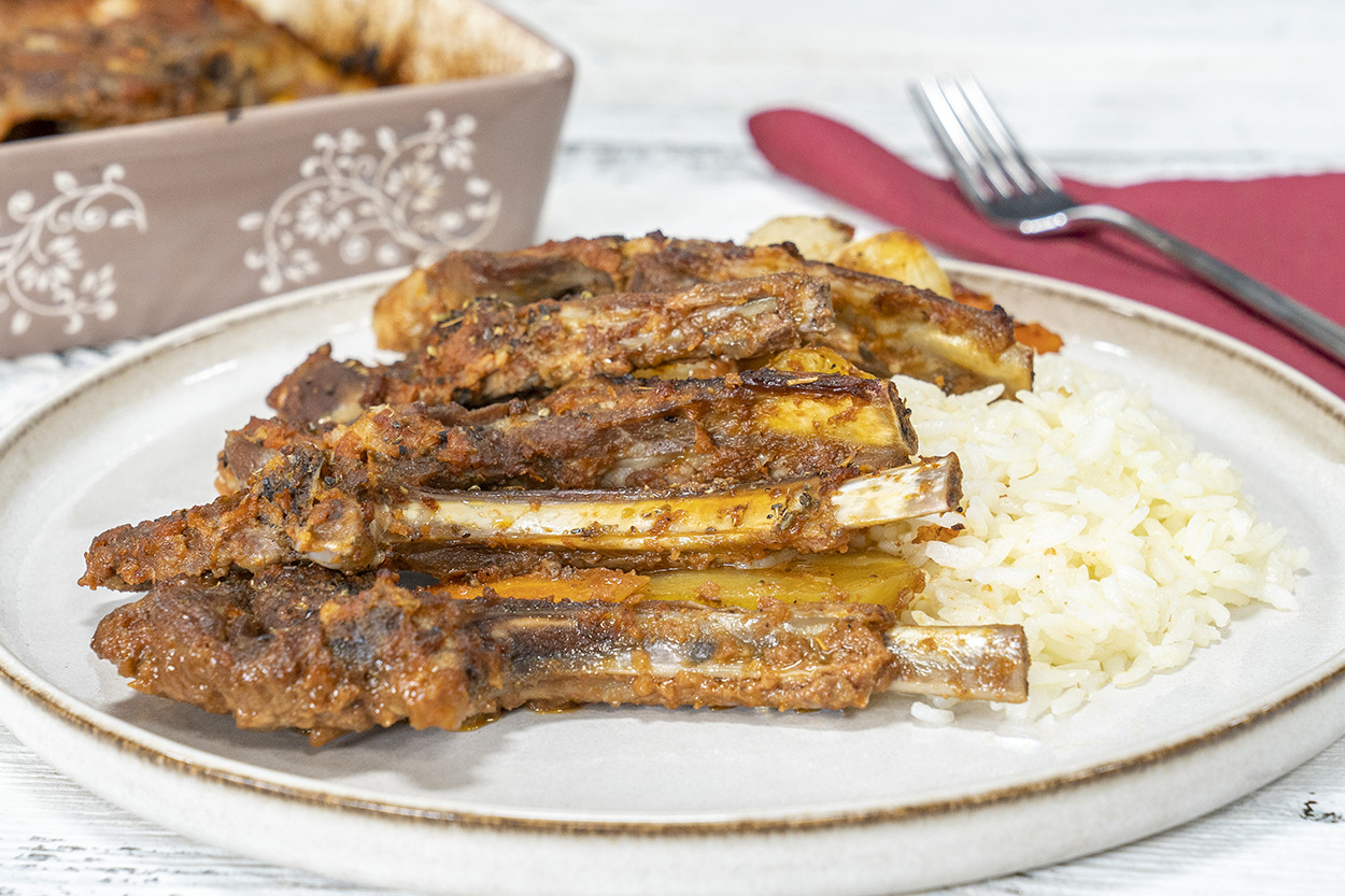 Ziyafet Var: Fırında Soslu Kuzu Kaburga