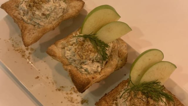 Porsiyonluk Kabında: Tavuklu Kereviz Salatası