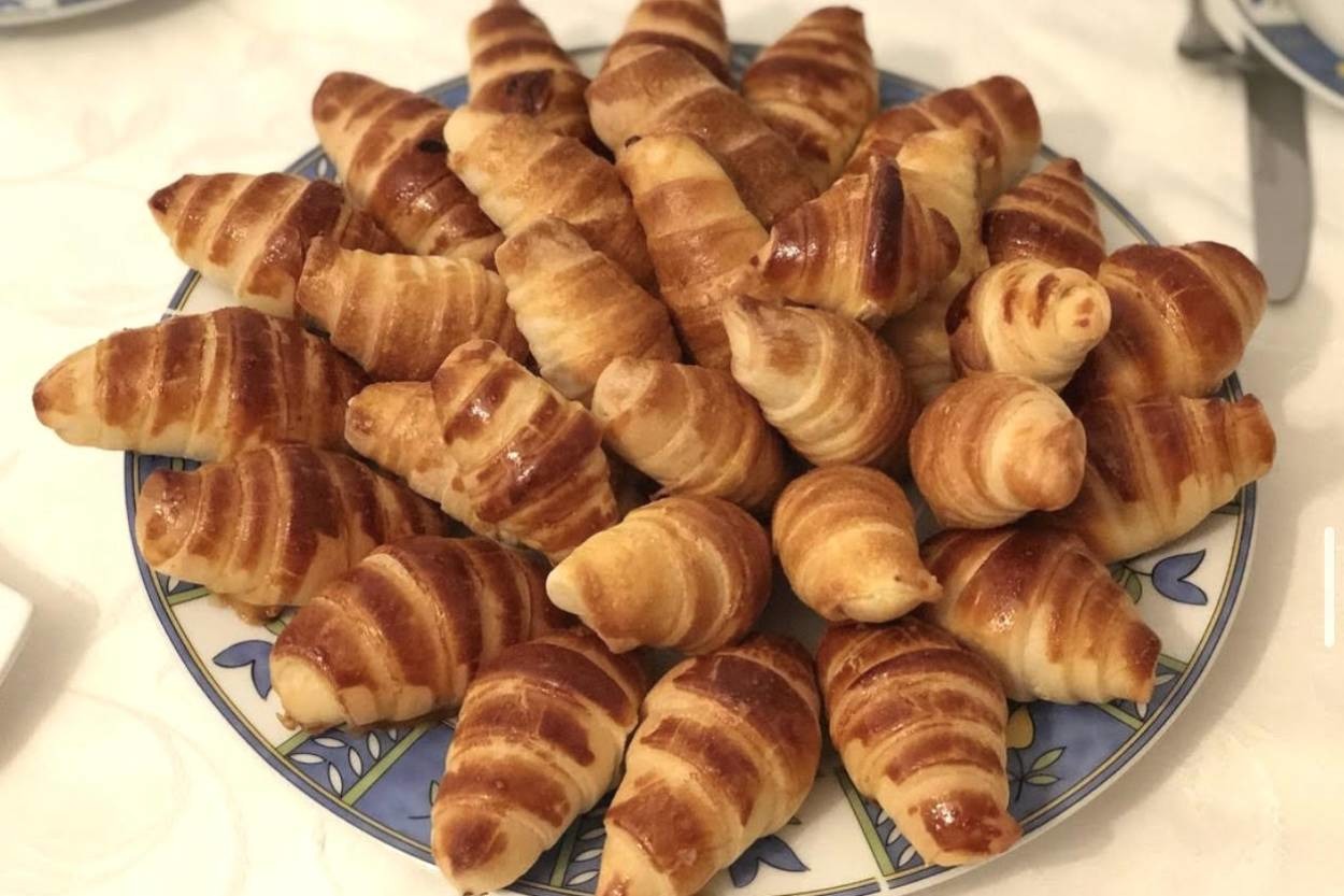 Dokusu Harika: Yumuşacık Katmer Poğaça