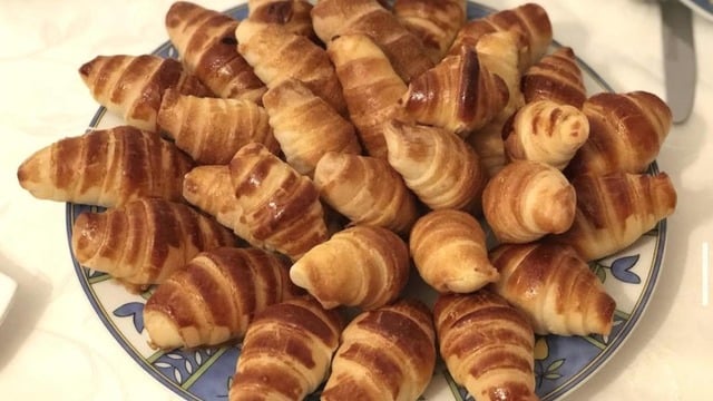 Dokusu Harika: Yumuşacık Katmer Poğaça