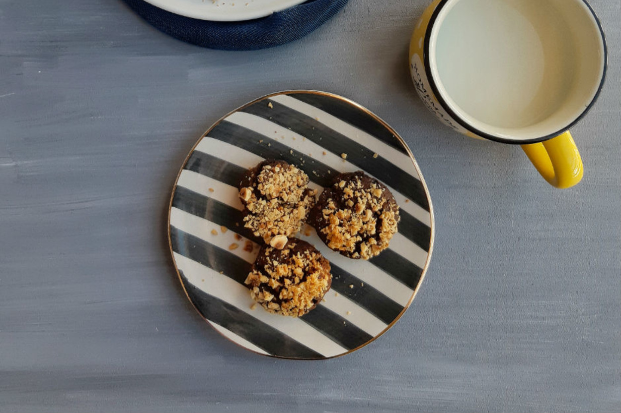 İçinde Un ve Rafine Şeker Yok: Nohut Brownie Kurabiye