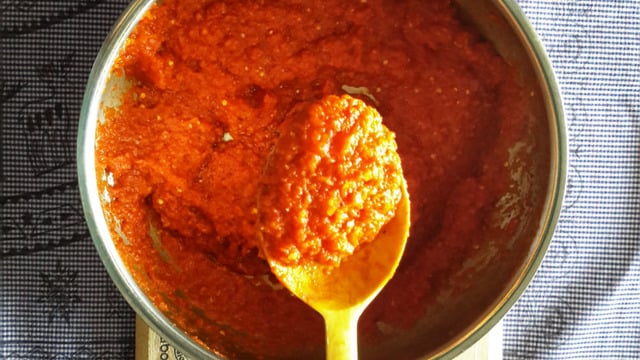 Kahvaltılık Sosunuz Hazır: Lutenitsa